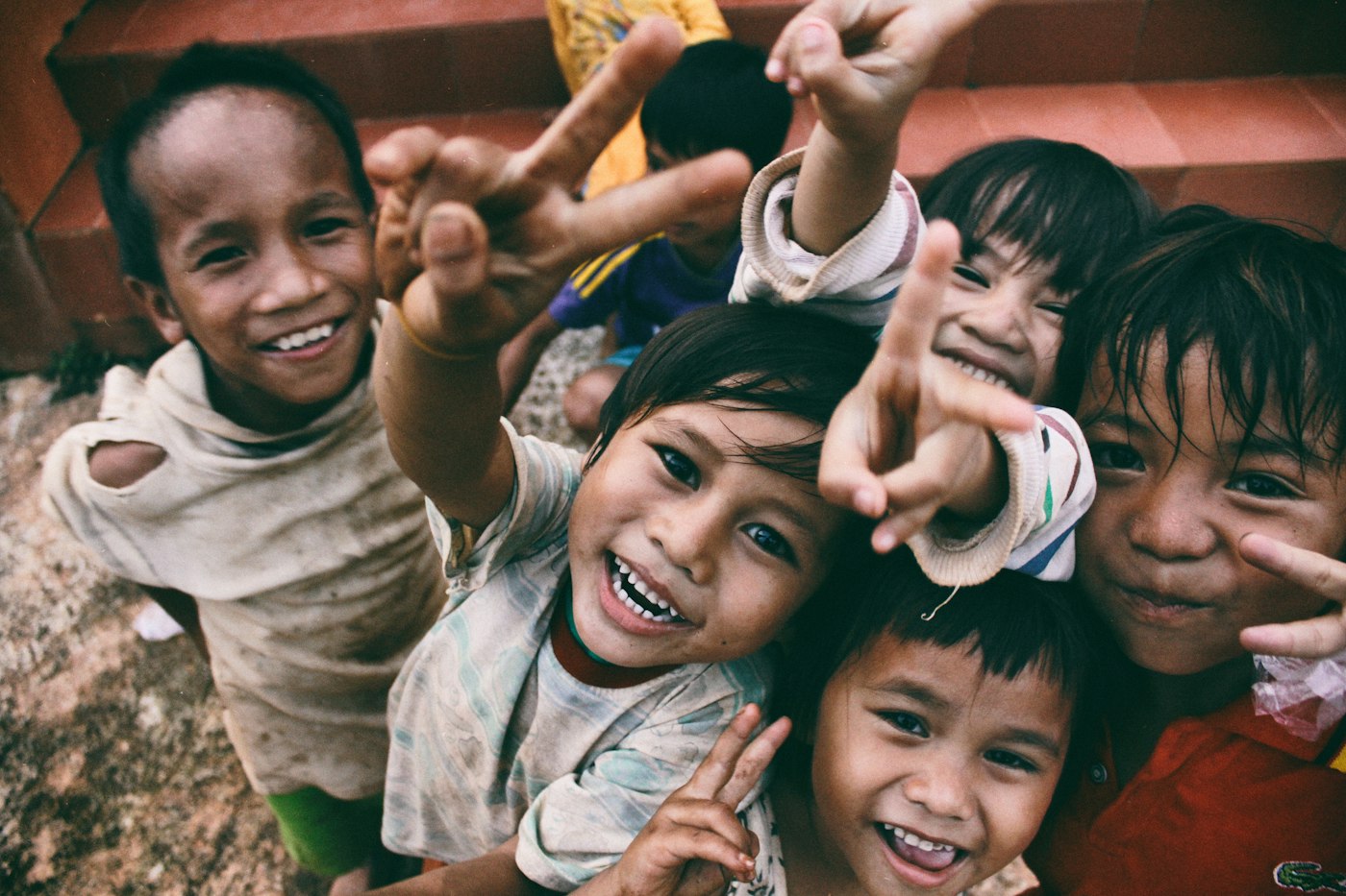 Des enfants soutenus par TheLoveInUs